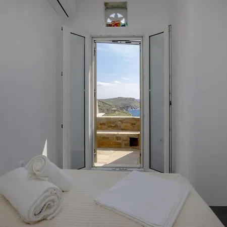 Villa Gl Agios Romanos